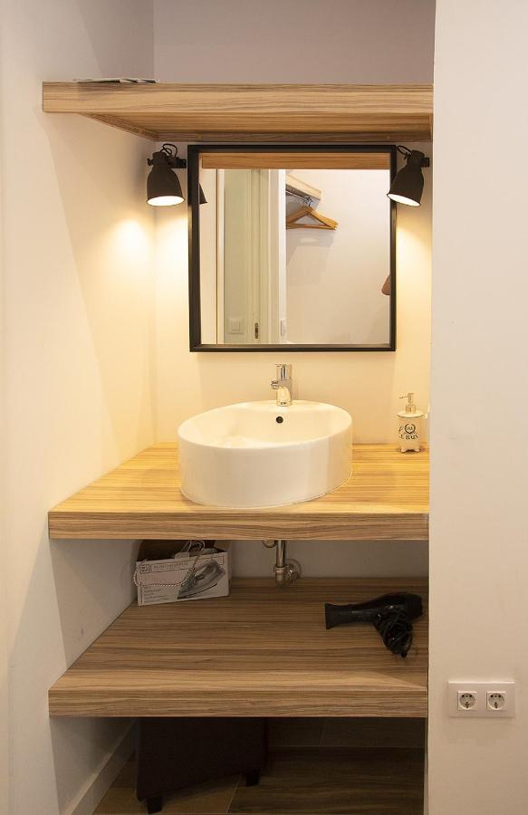 Apartsuite B&R Triana Arellano Seville Exterior photo